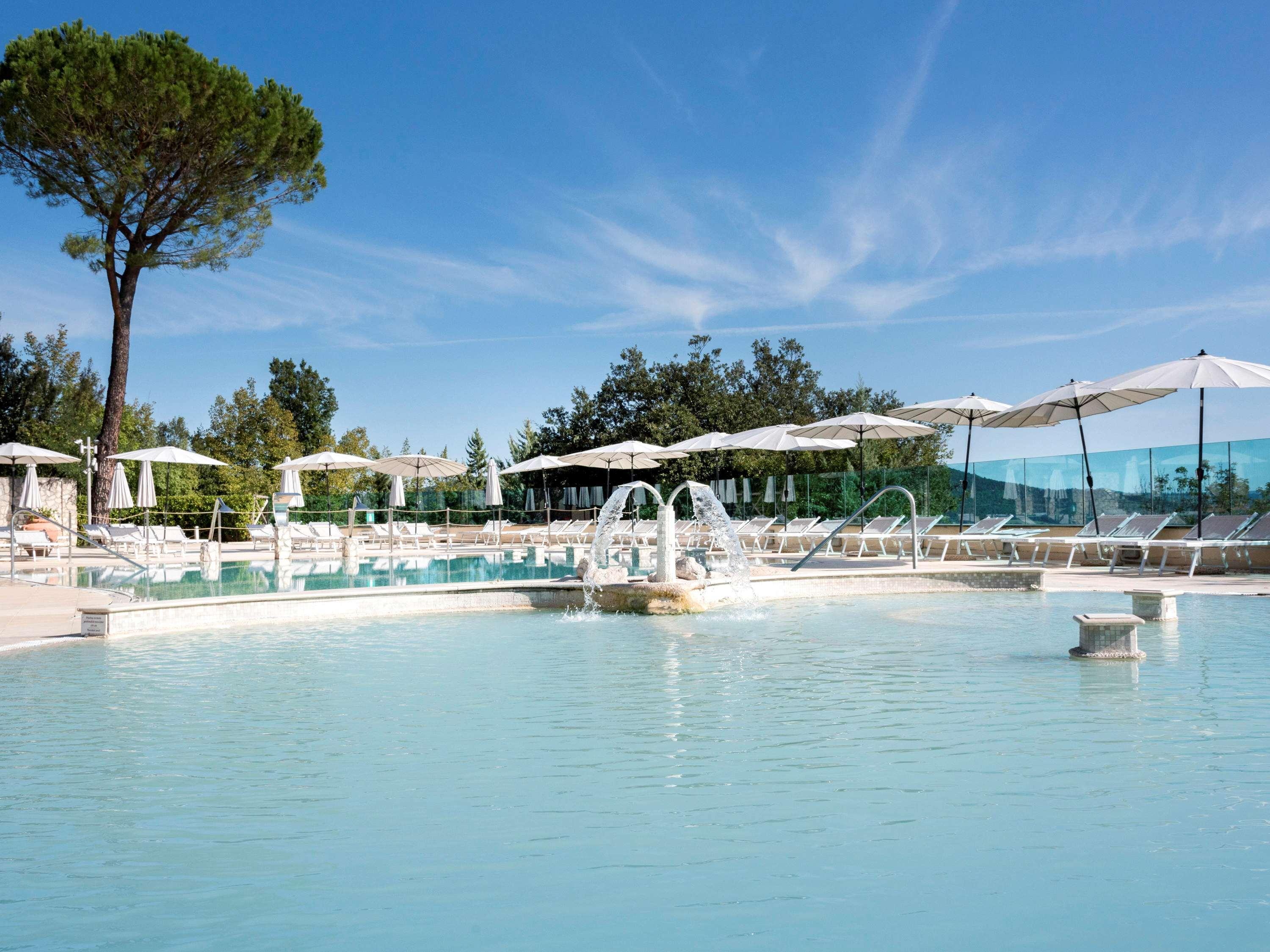 Mercure Petriolo Siena Terme Spa Hotel Bagni Di Petriolo Esterno foto